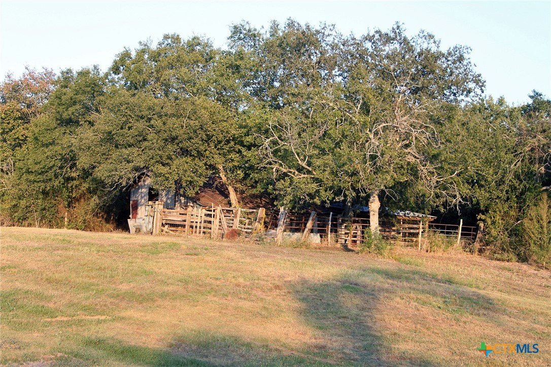 main property photo 13