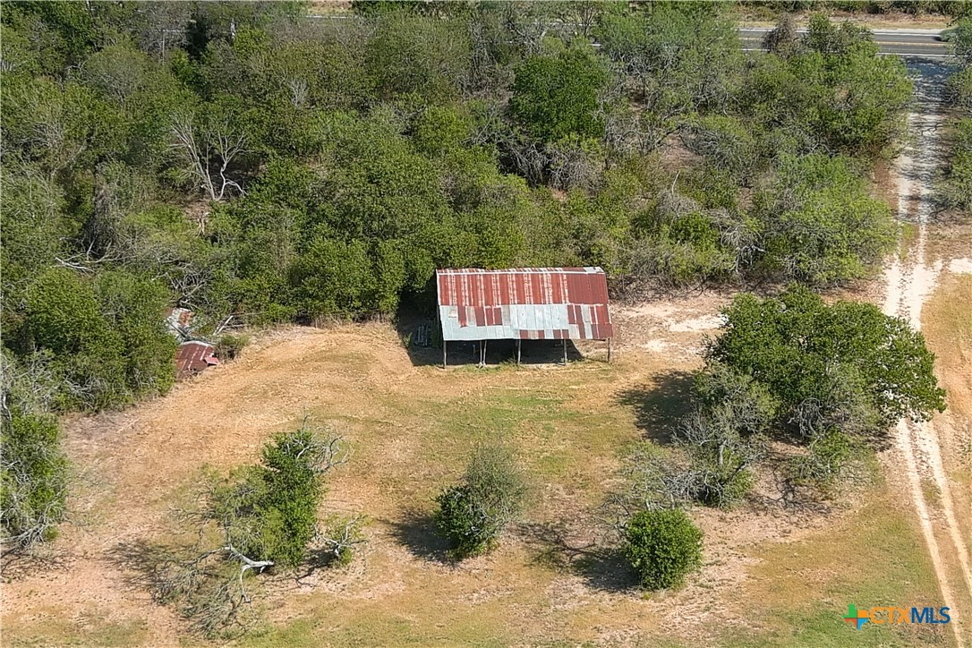 main property photo 30
