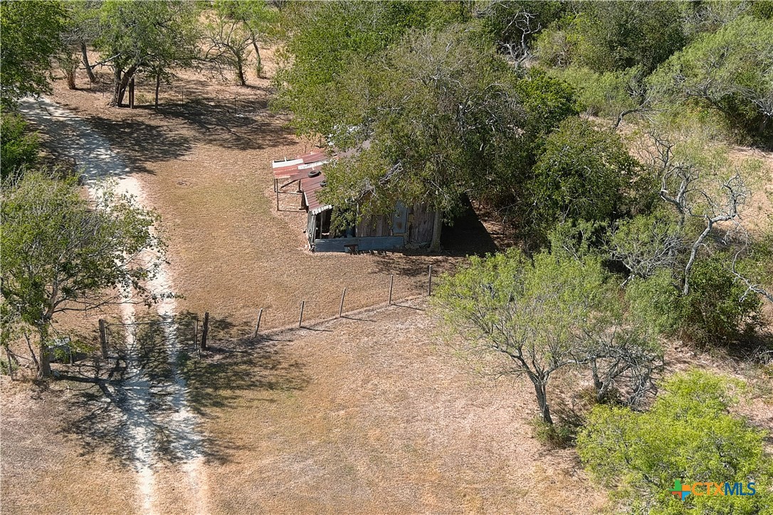 main property photo 40