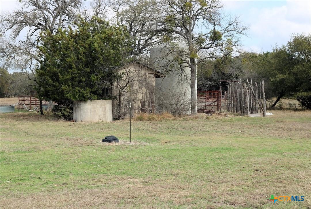 main property photo 33