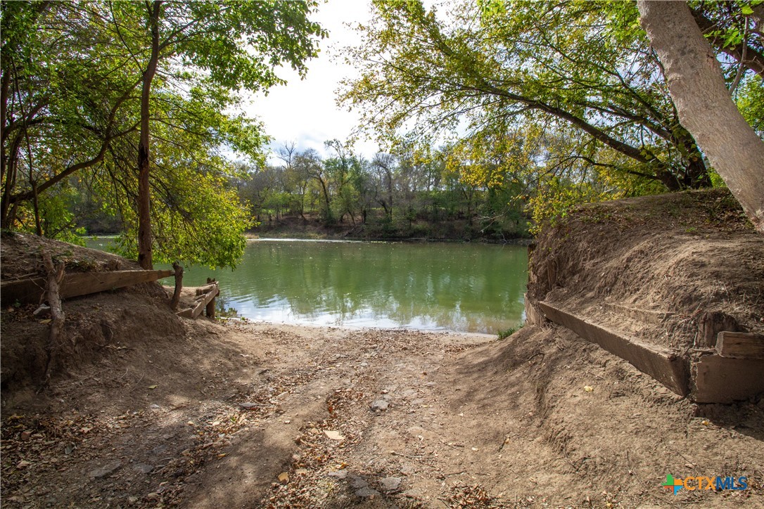 main property photo 27