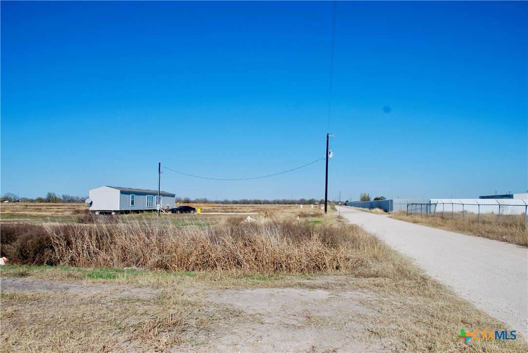 main property photo 18