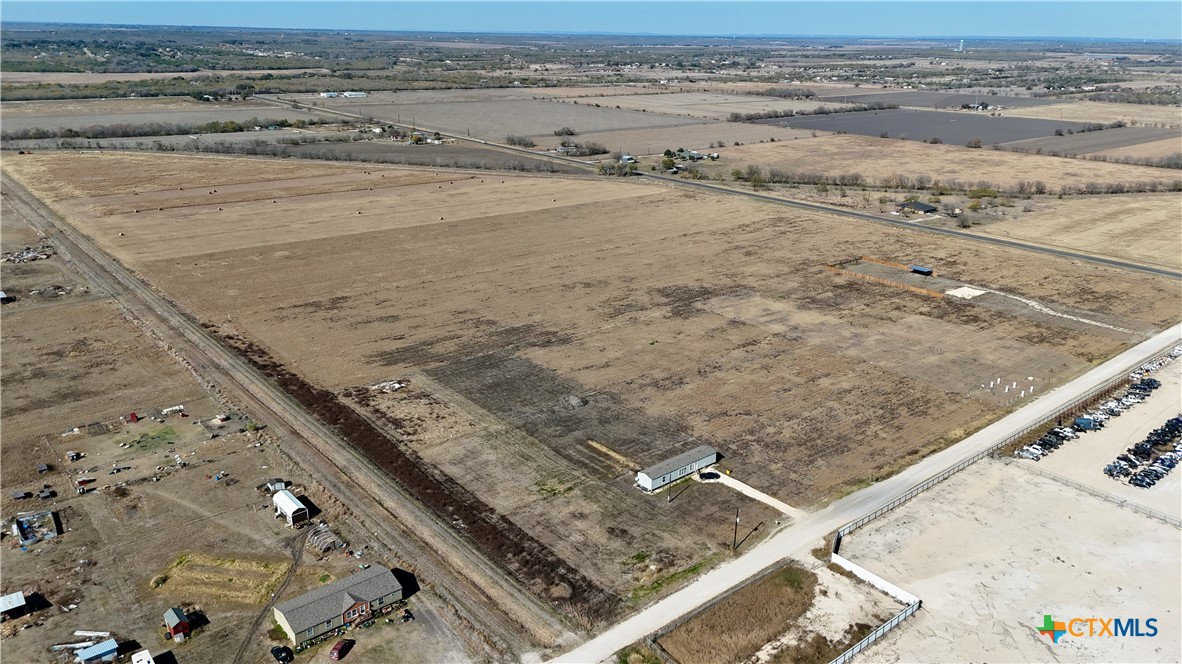 main property photo 8
