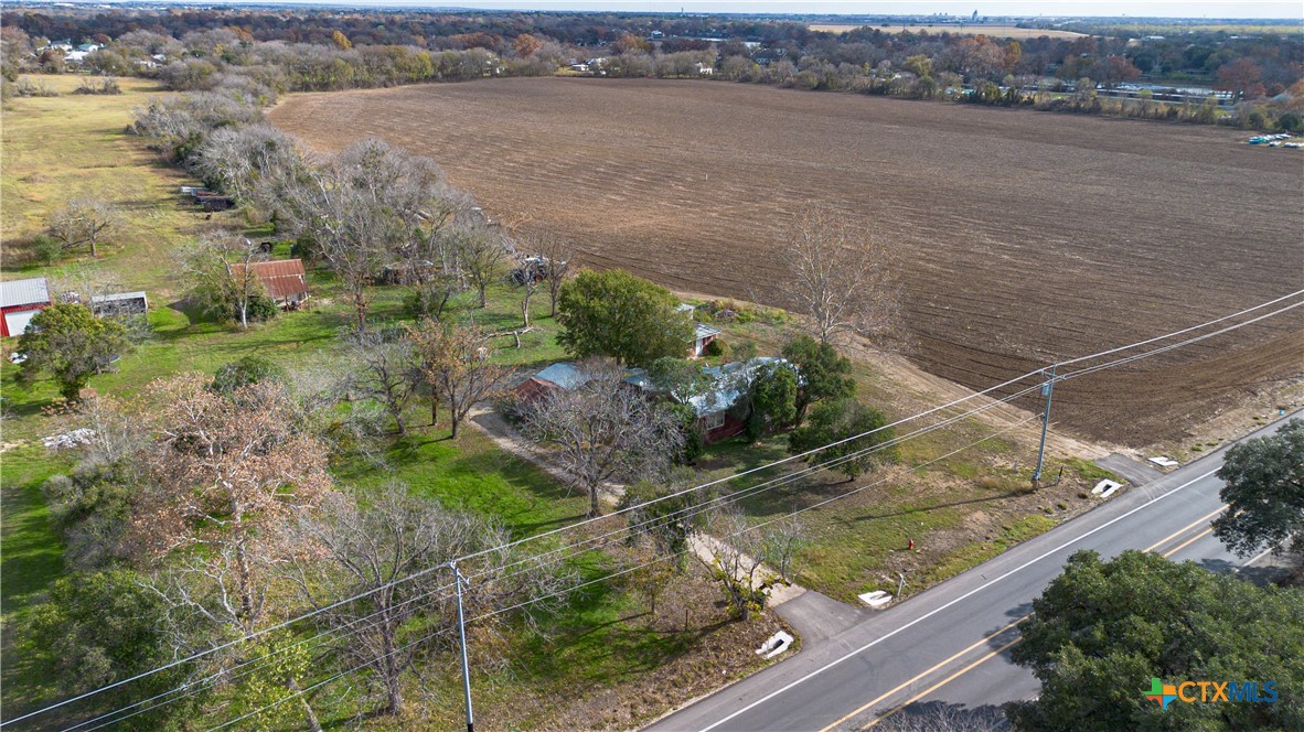 main property photo 10