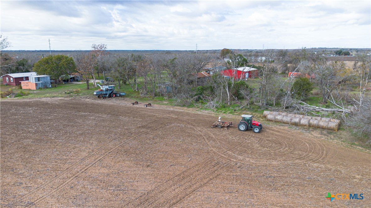 main property photo 14