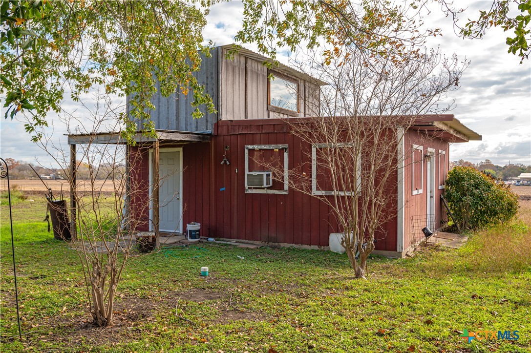 main property photo 5