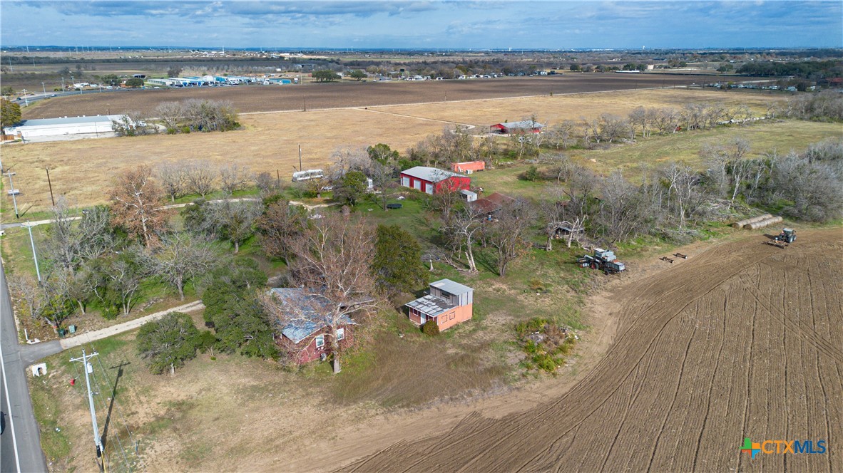 main property photo 9