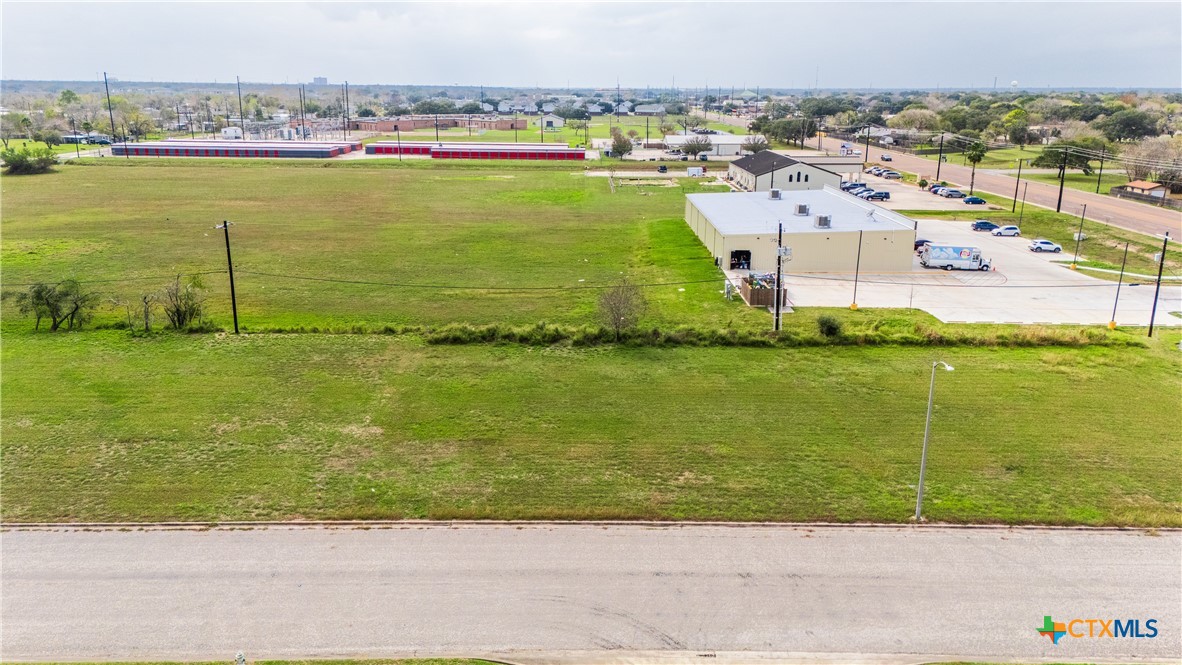 main property photo 3