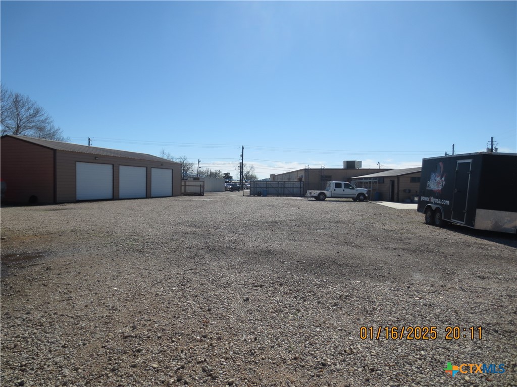 main property photo 15