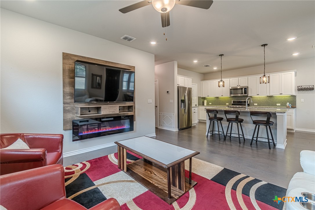 property viewer photo 12