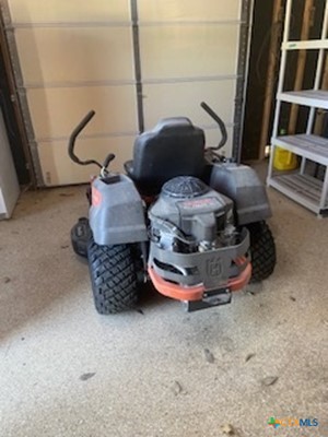 main property photo 45