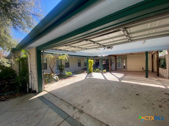 main property photo 27