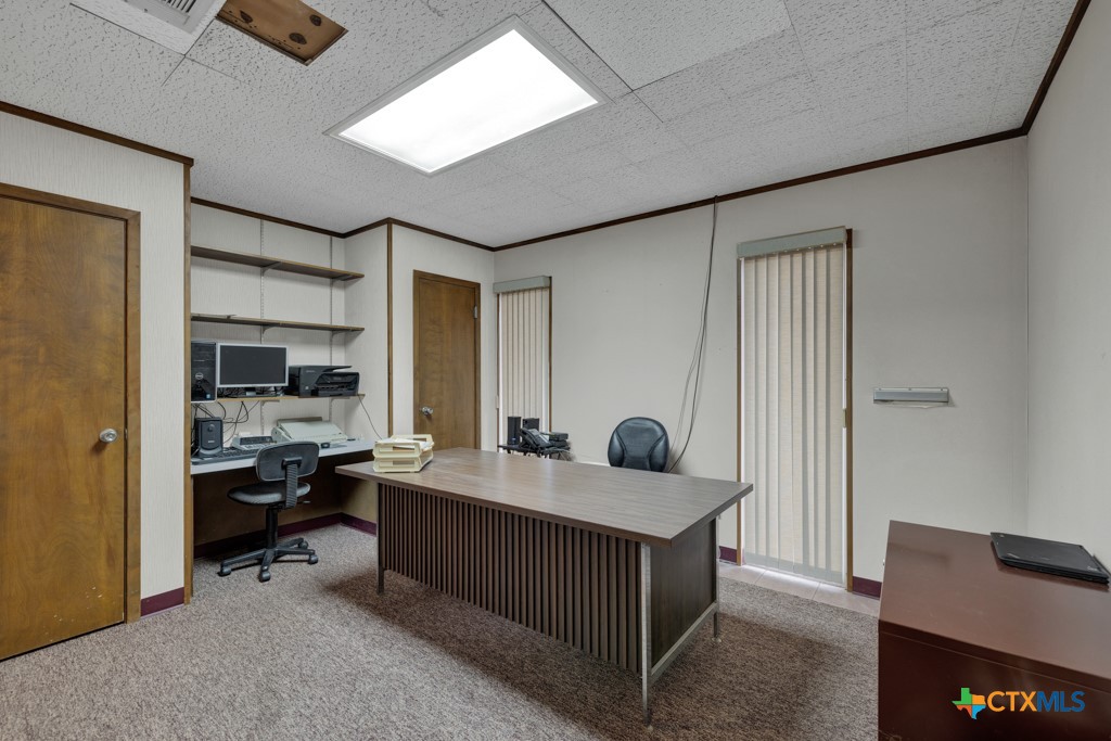 main property photo 13