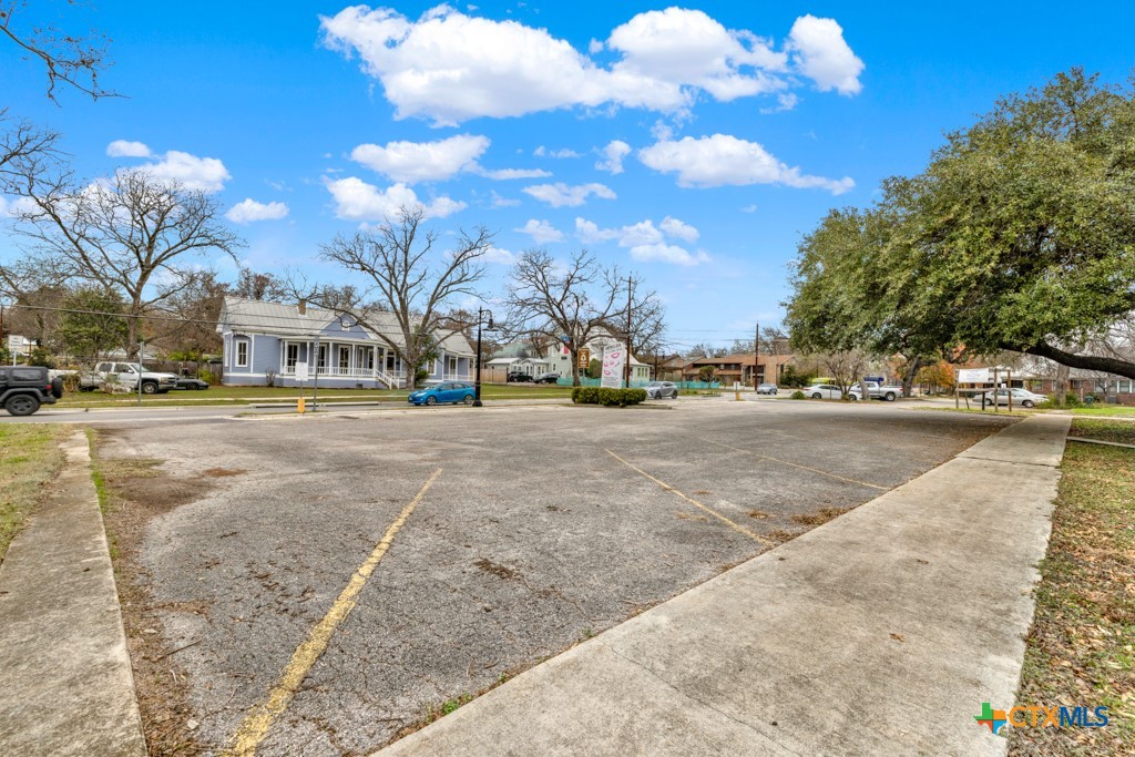 main property photo 29