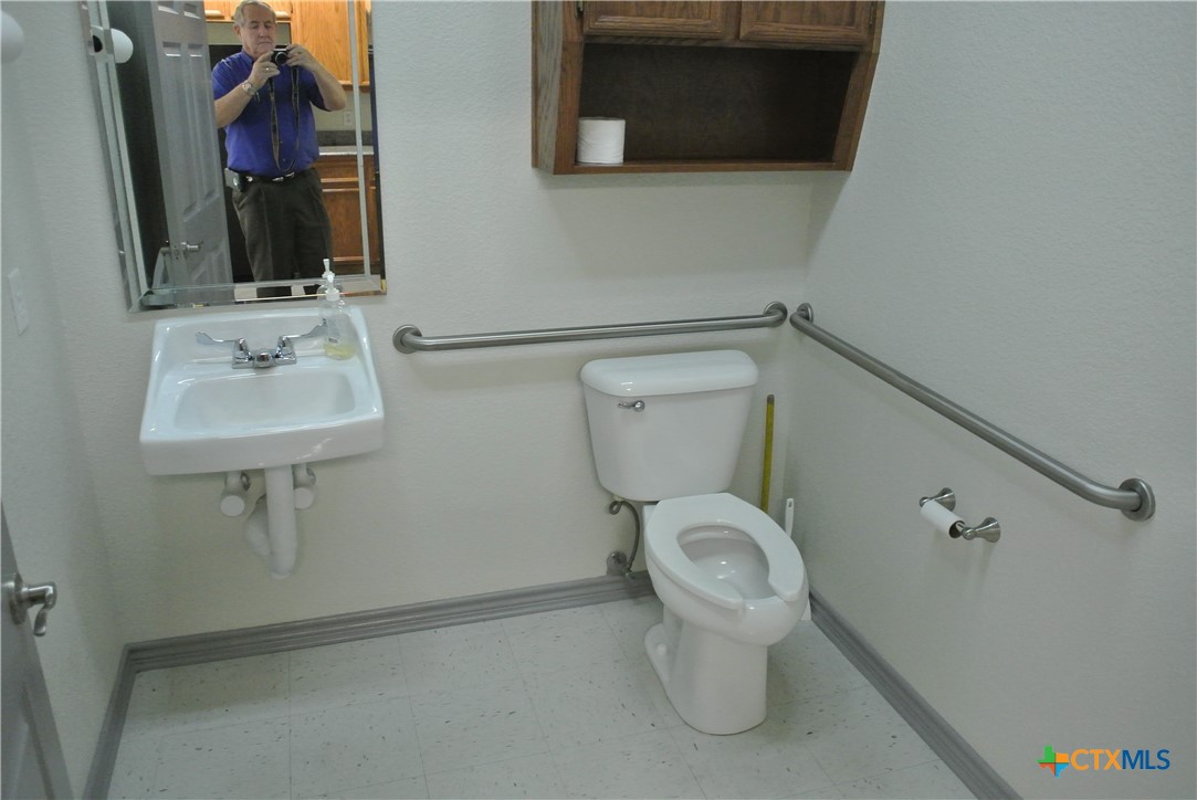 main property photo 15