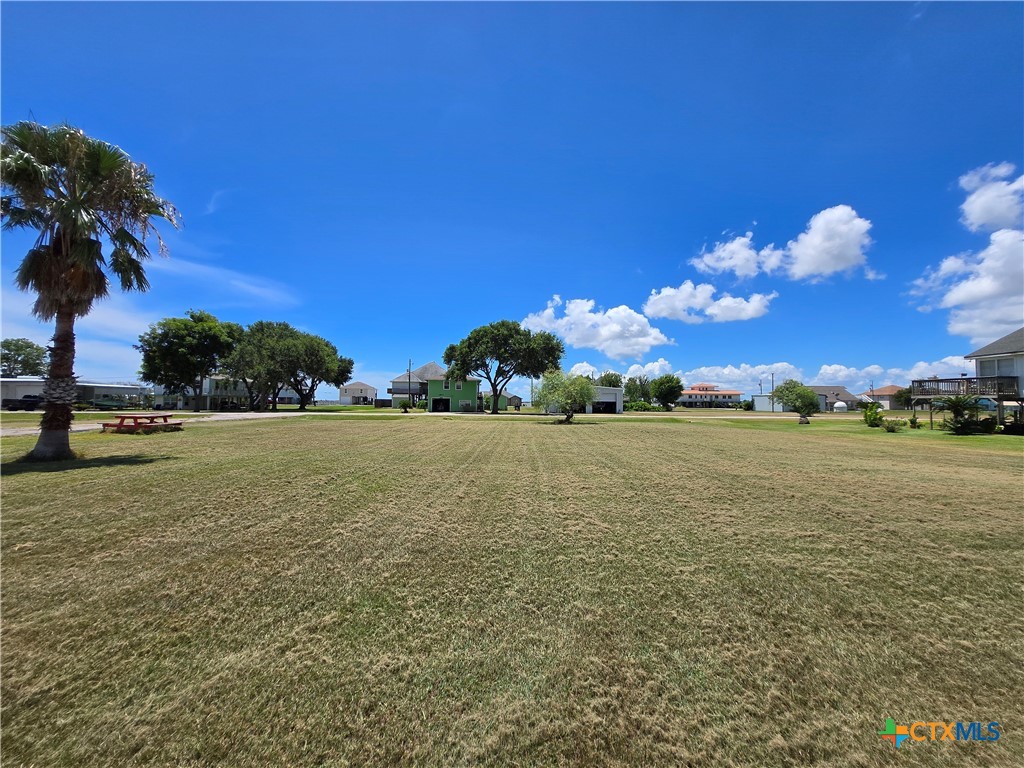 main property photo 13