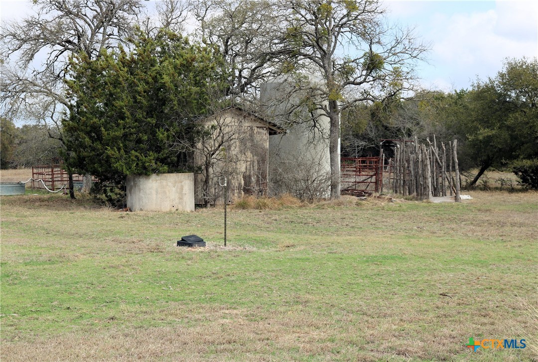 main property photo 35
