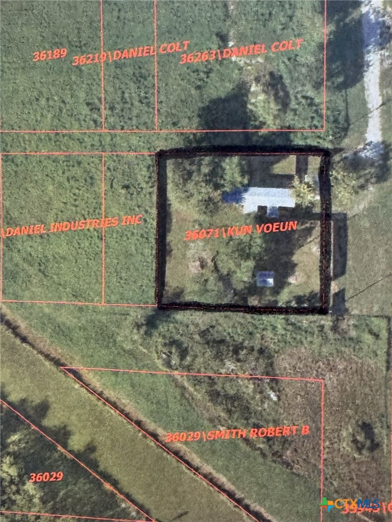 main property photo 9
