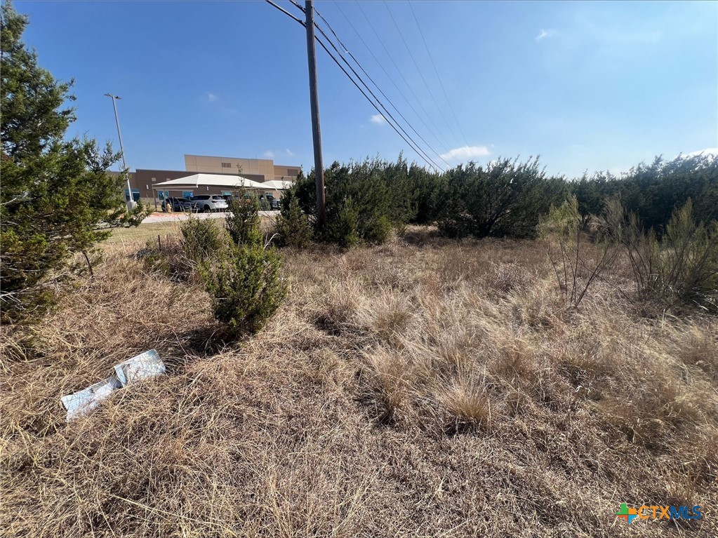 main property photo 6