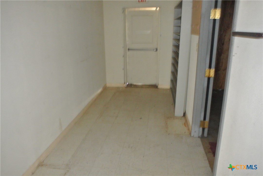 property viewer photo 17