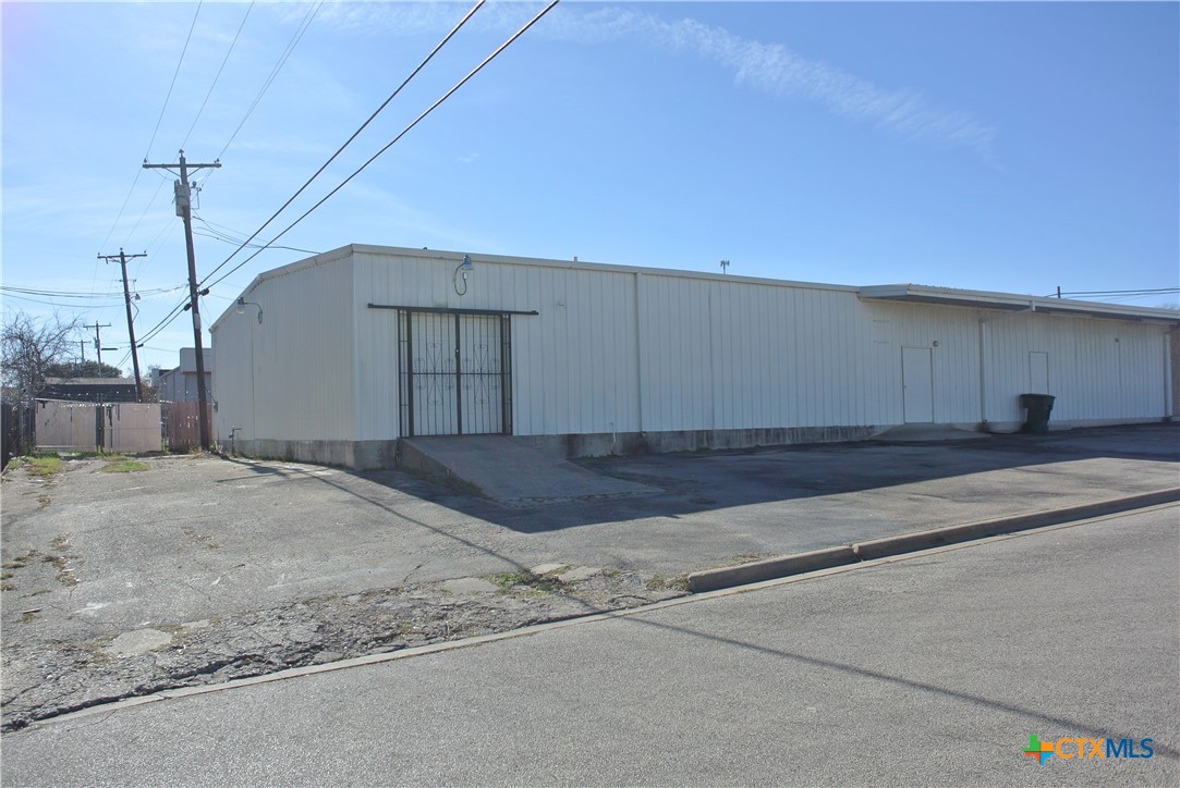 property viewer photo 4