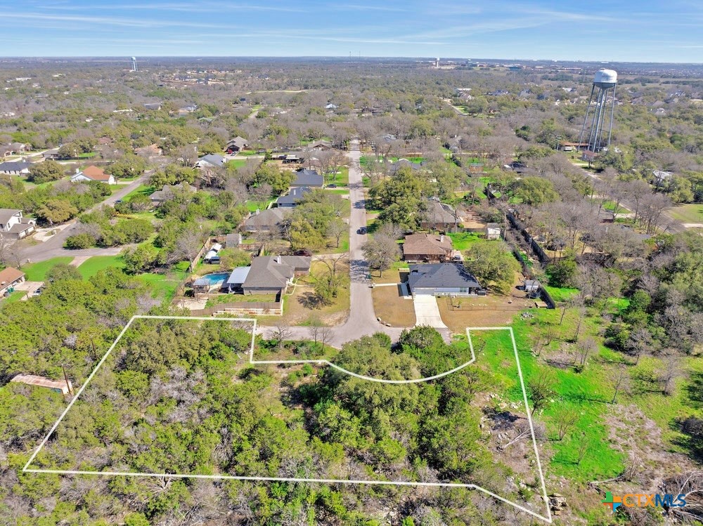 main property photo 6