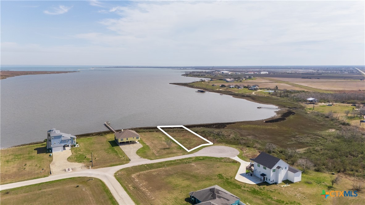 main property photo 9