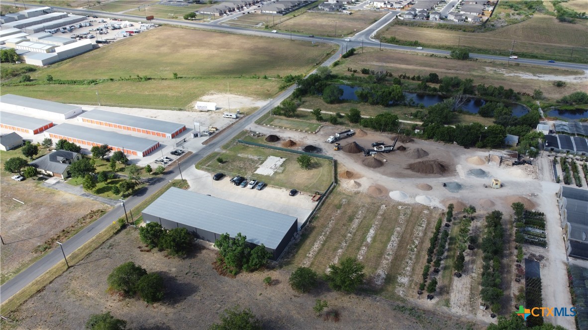 main property photo 10
