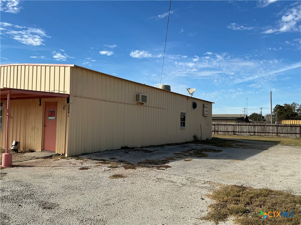 main property photo 10