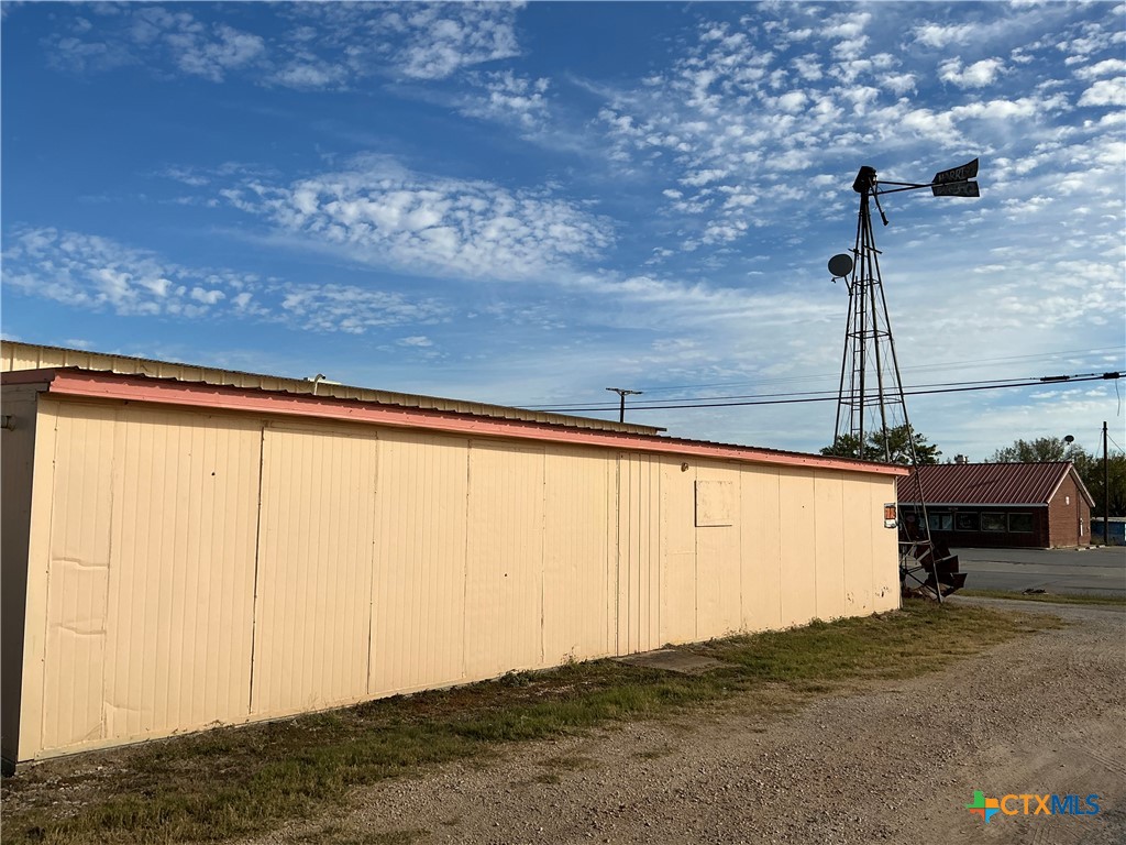 main property photo 11