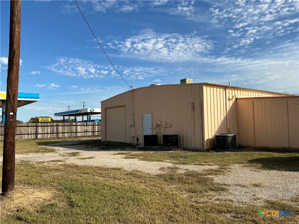 main property photo 12