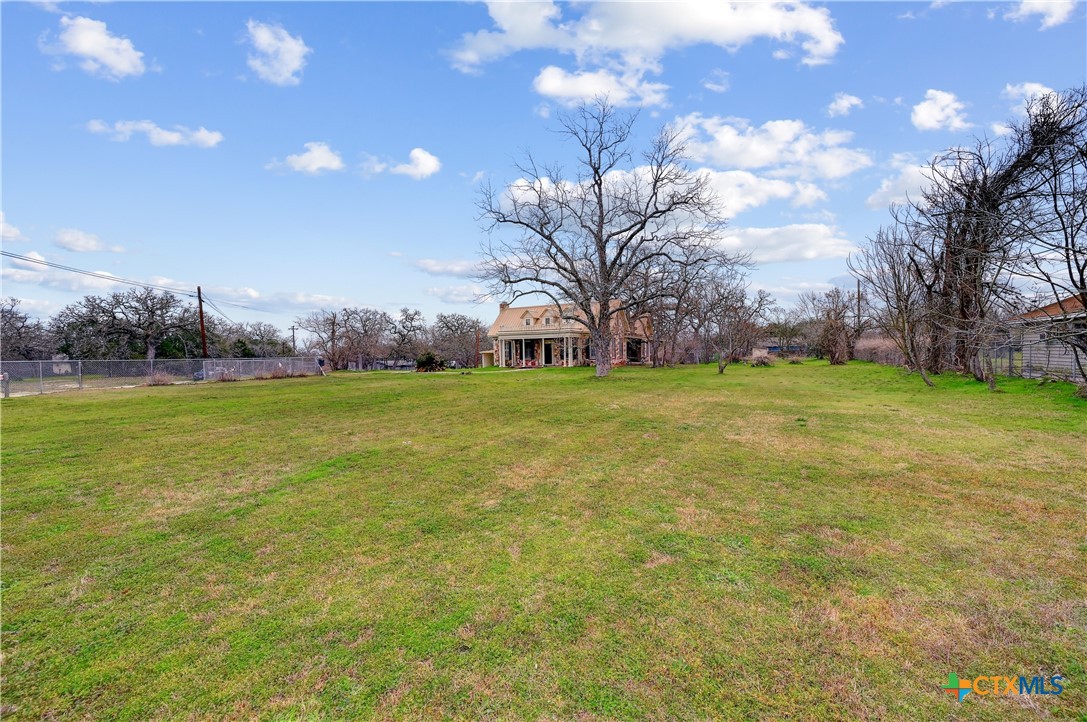 main property photo 35