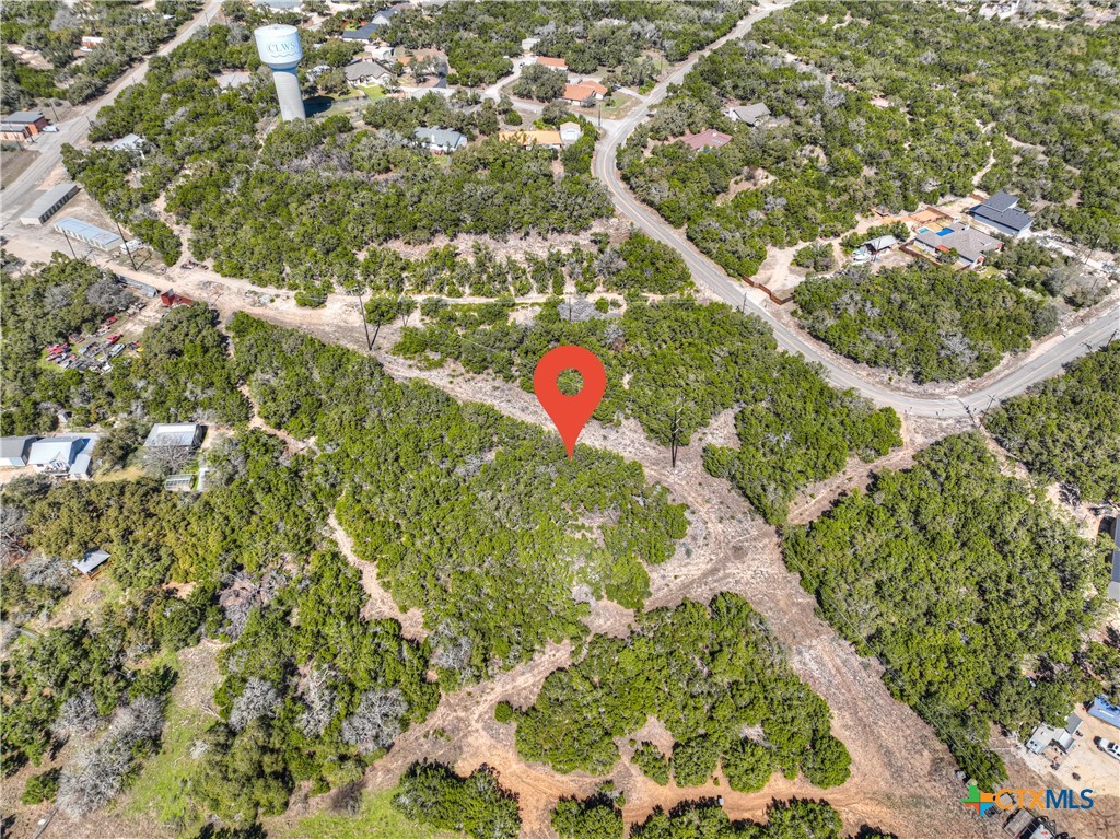 main property photo 9