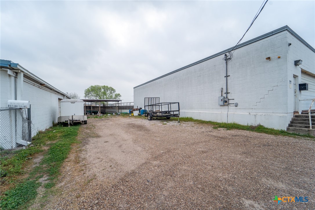 main property photo 19
