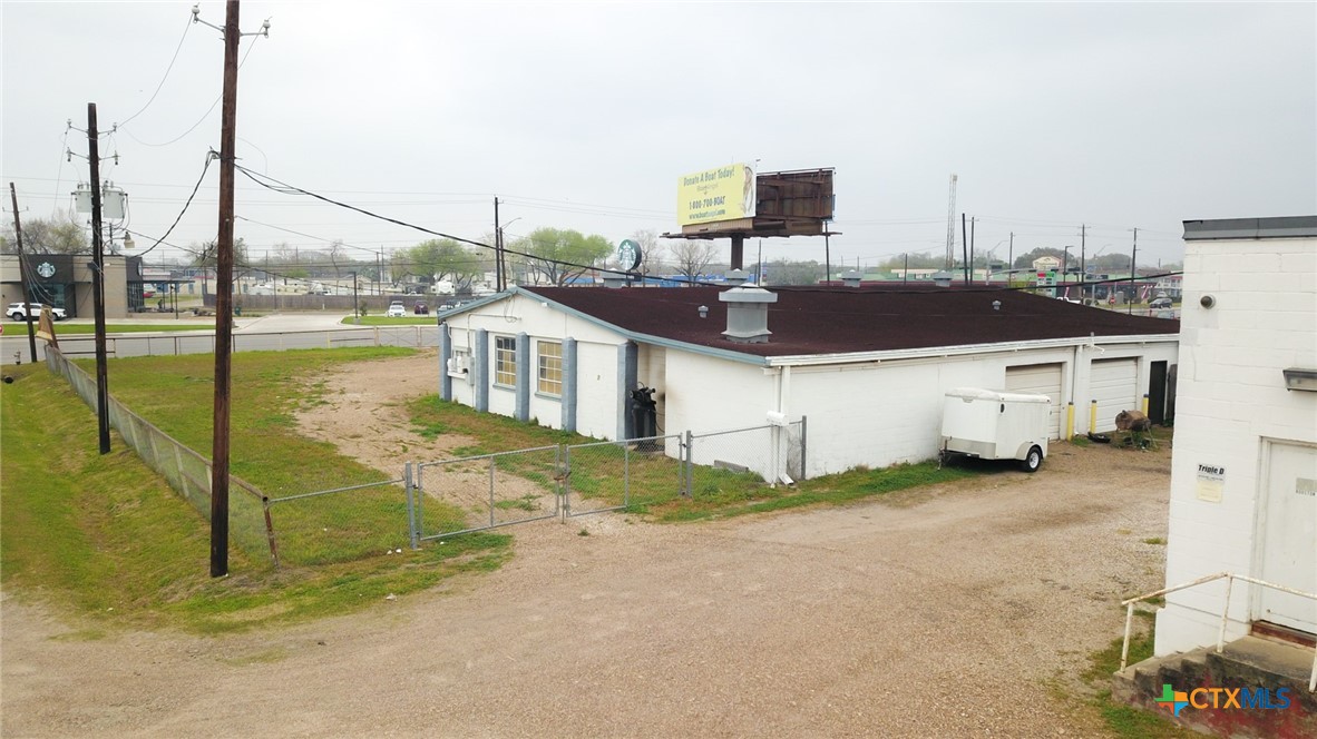 main property photo 24