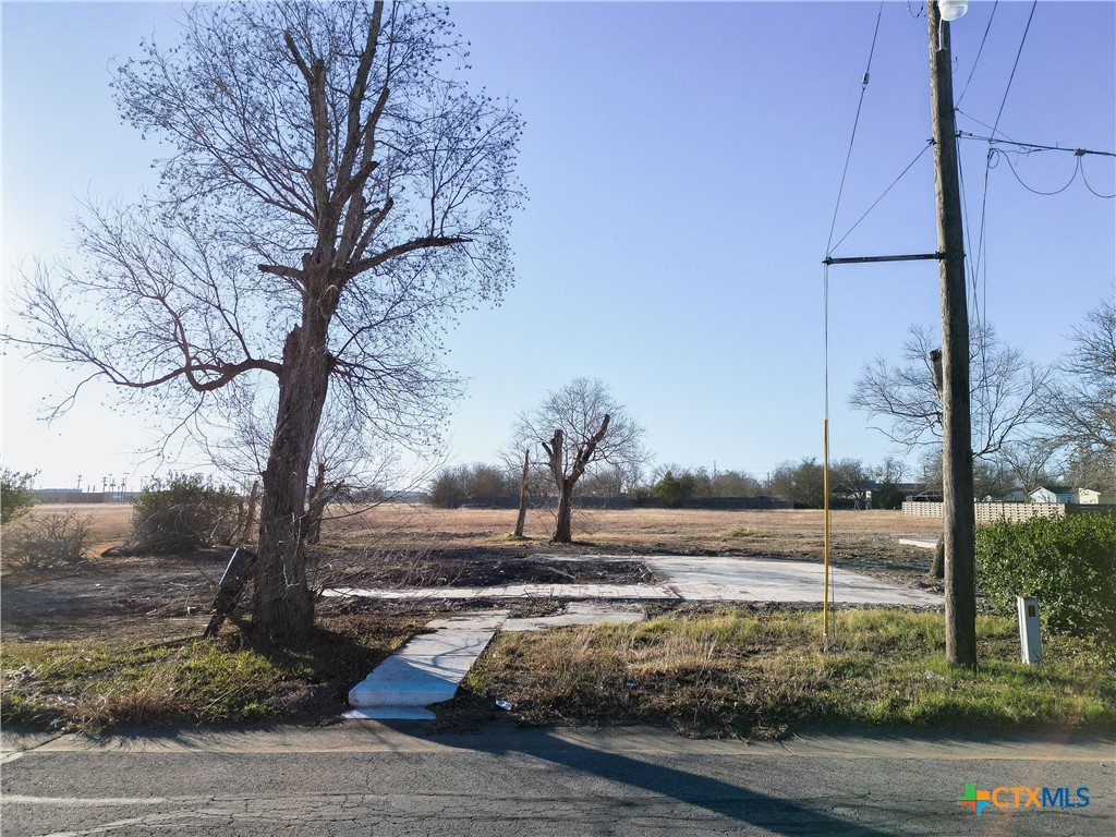 main property photo 7