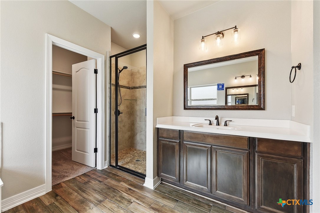 property viewer photo 14