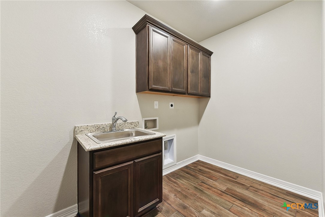 property viewer photo 27