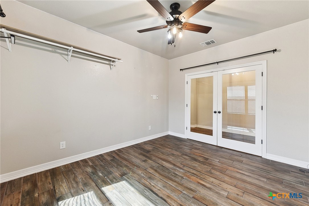 property viewer photo 30