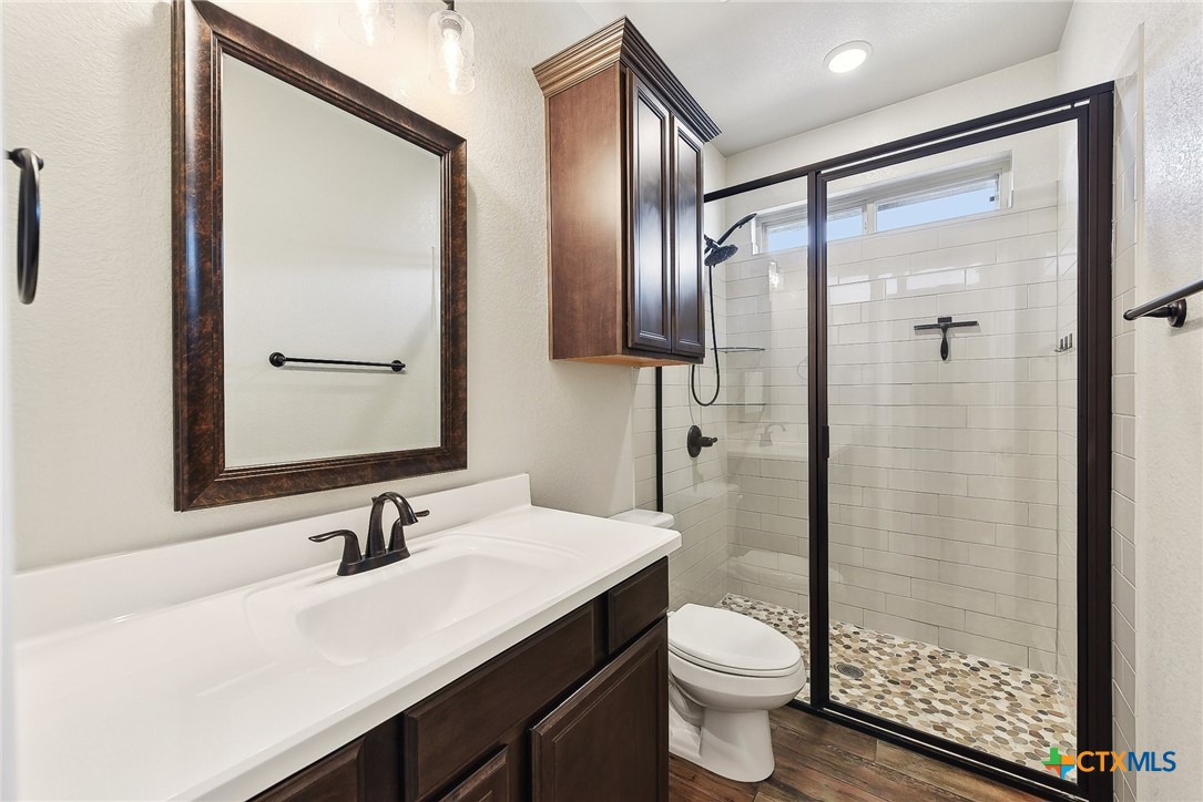 property viewer photo 32