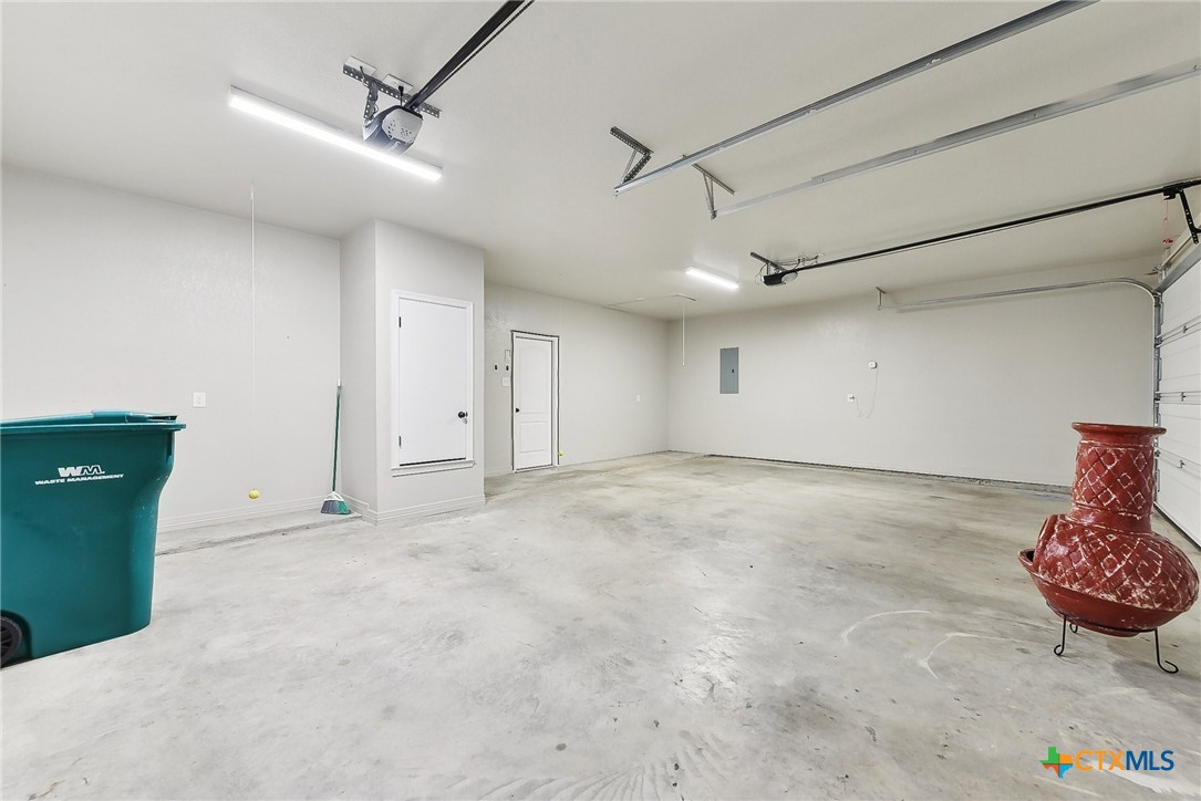 property viewer photo 35