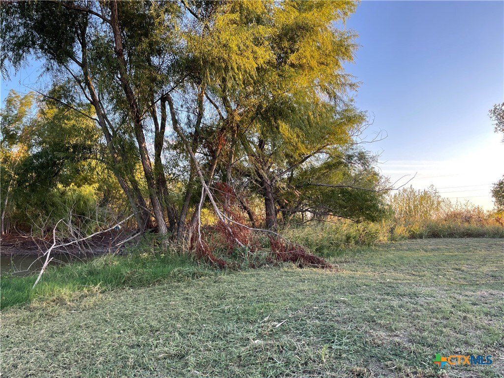 main property photo 11