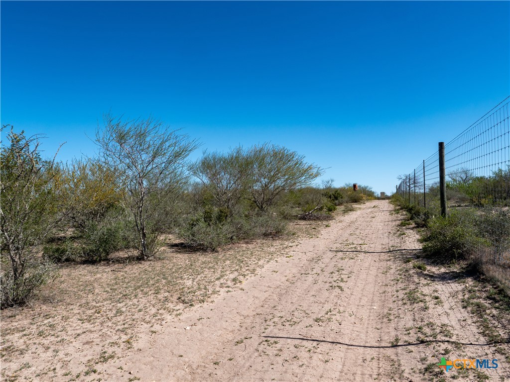 main property photo 8