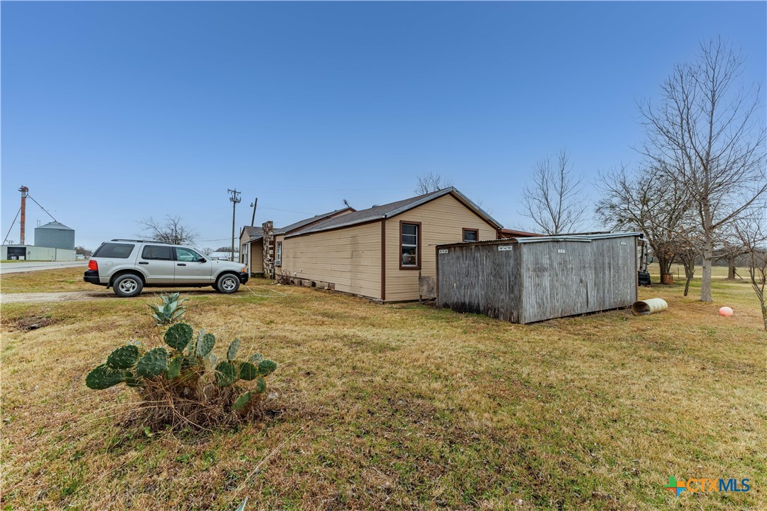 main property photo 23