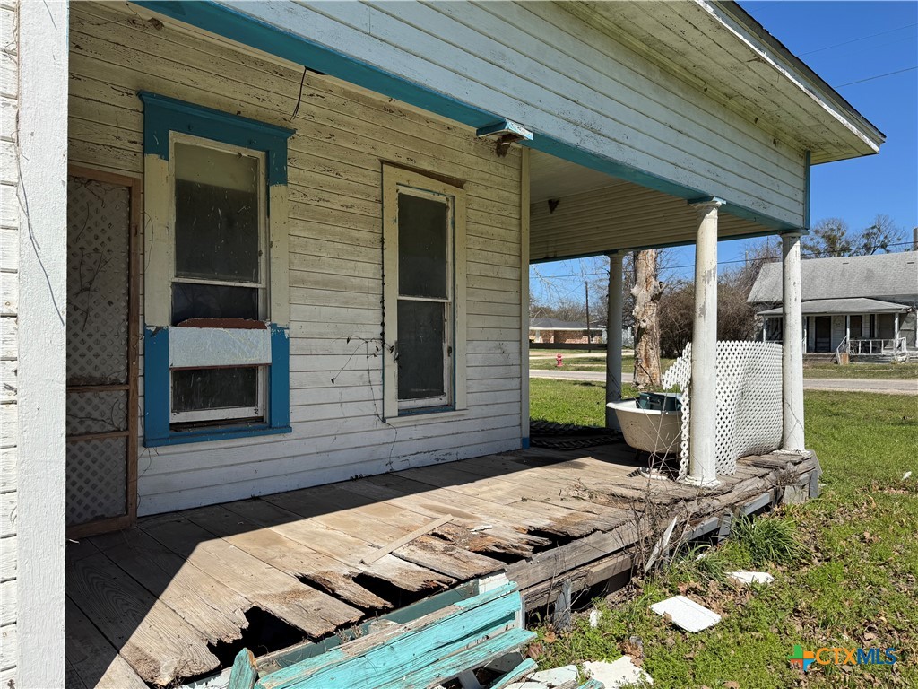 main property photo 12