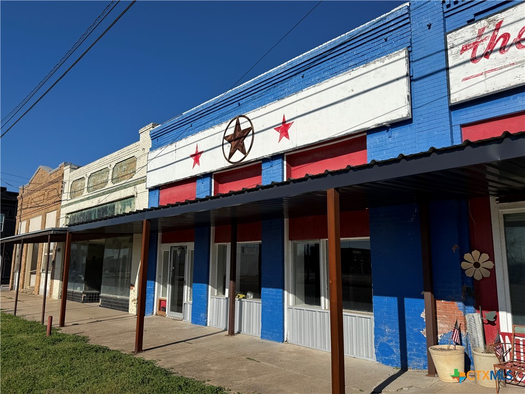 main property photo 4