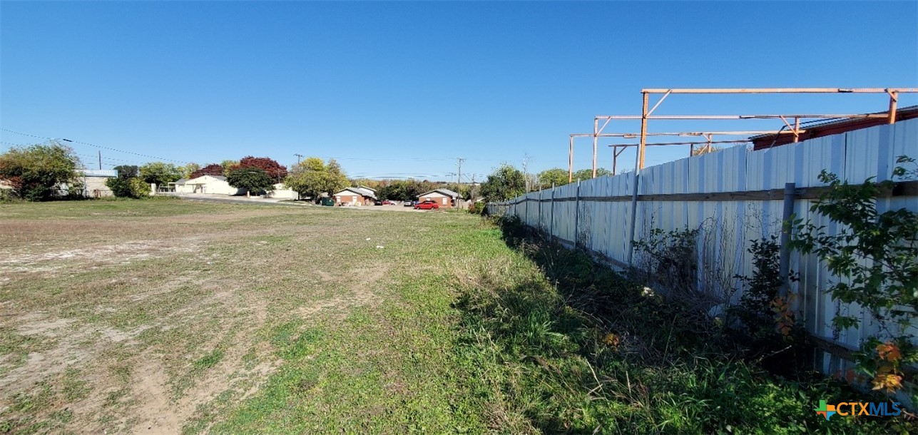 main property photo 20
