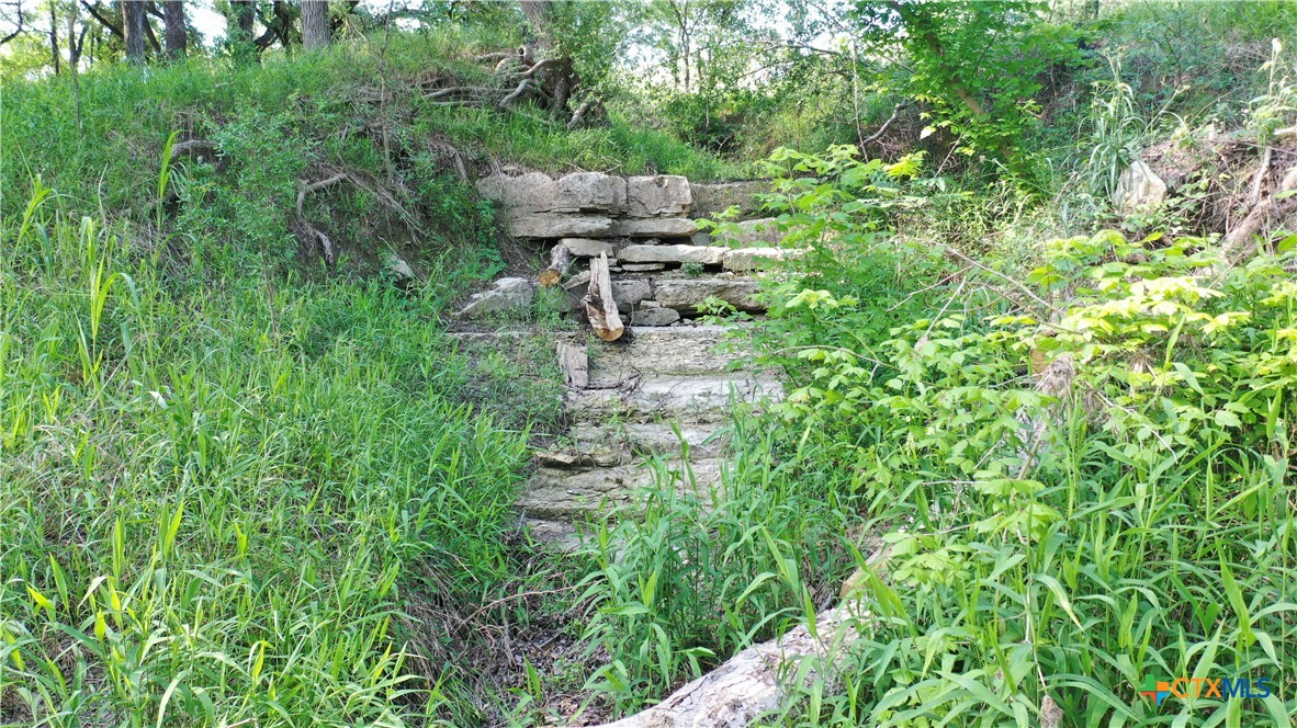 main property photo 22