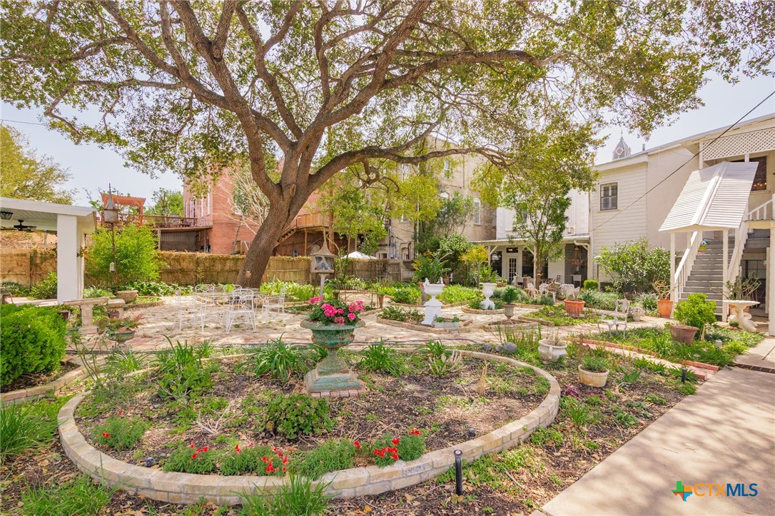 main property photo 45