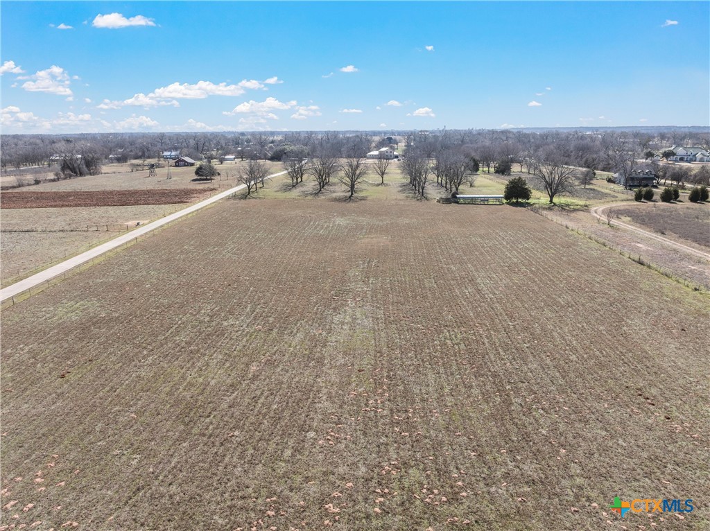 main property photo 10